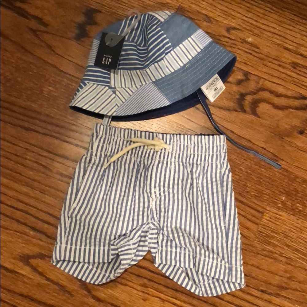 Gap seersucker shorts(3-6) & bucket hat (0-6-NWT)